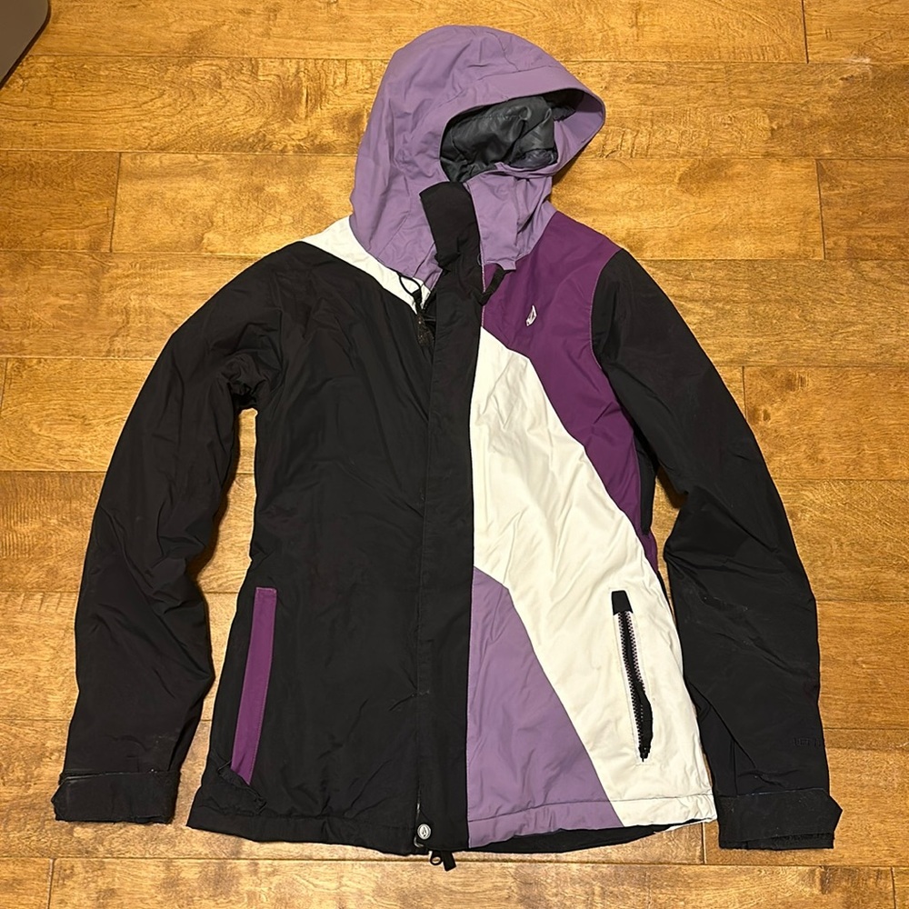 Volcom Snow Jacket Size Small - image 1